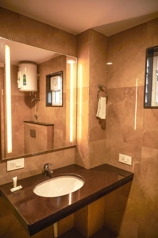 The Atithi Niwas Hotel Indore Ngoại thất bức ảnh