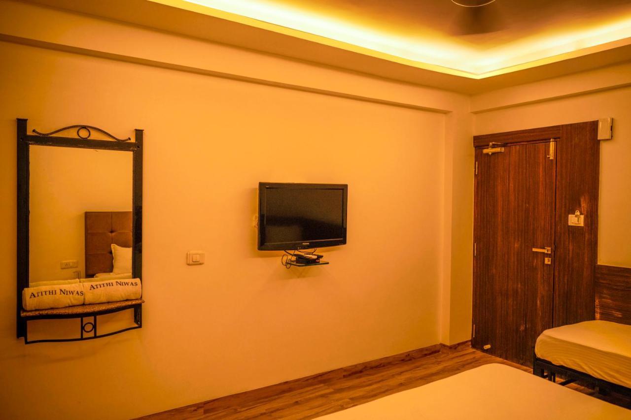 The Atithi Niwas Hotel Indore Ngoại thất bức ảnh